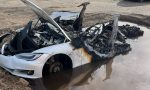 Un Tesla arde en un desguace tres semanas después de un accidente