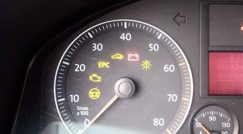 Testigo EPC del coche: ¿qué pasa si se enciende?