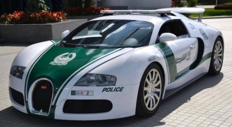 Bugatti coche policía