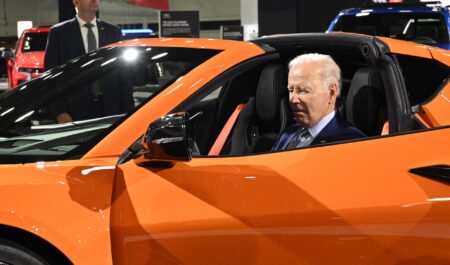 Joe Biden coche