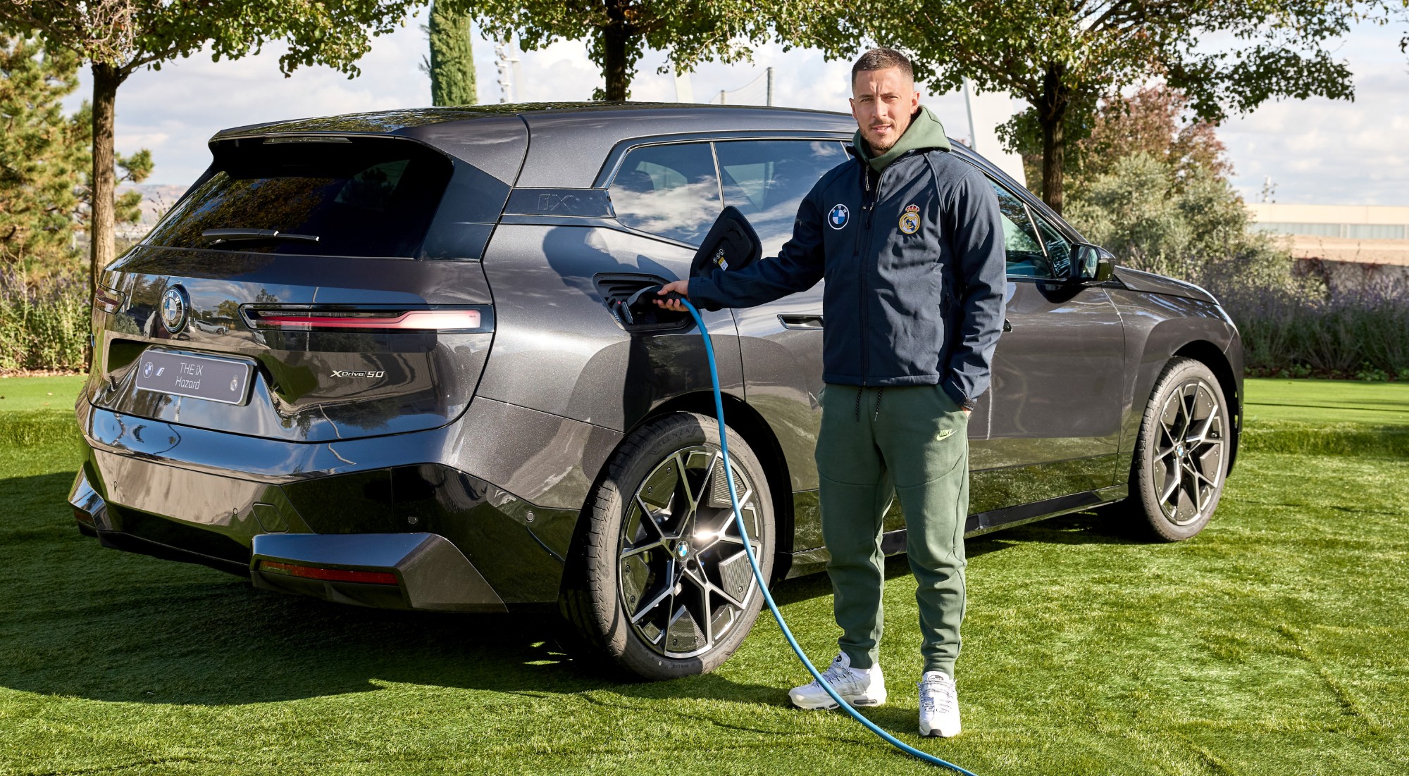 Los futbolistas del Real Madrid y sus nuevos BMW eléctricos