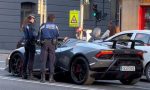 Un Lamborghini Huracan se queda sin gasolina en mitad de Madrid 