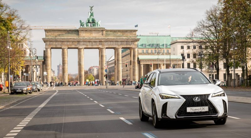 El Lexus UX 2023 cambia poco, pero mejora mucho