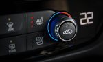 ¿A cuántos grados se debe poner la calefacción en el coche?