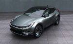 Toyota muestra su próximo SUV eléctrico, con dos pantallas ‘dobladas’