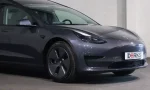 ¿Cómo es un Tesla Model 3 convertido en coche fúnebre?