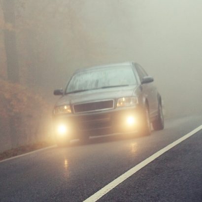 ¿Por qué algunos coches nuevos ya no tienen luces antiniebla?