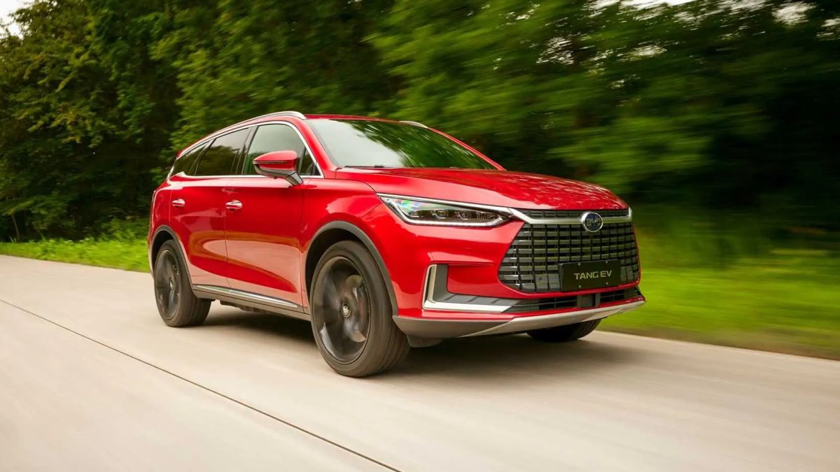 Los coches chinos que llegan a España en 2023 capaces y baratos