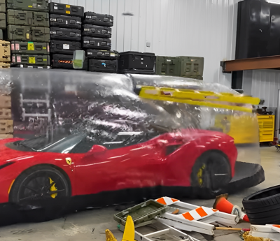Ferrari con burbuja