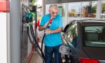 ¿Qué pasa por echar gasolina a un coche diésel?