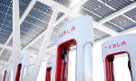 Tesla entrega sus coches casi sin batería: ¿cuál es la razón?