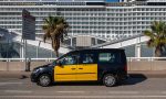 El curioso motivo por el que los taxis en Barcelona son negros y amarillos y no blancos
