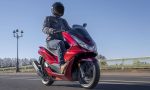 Las motos más vendidas en marzo: la Honda PCX sigue al frente