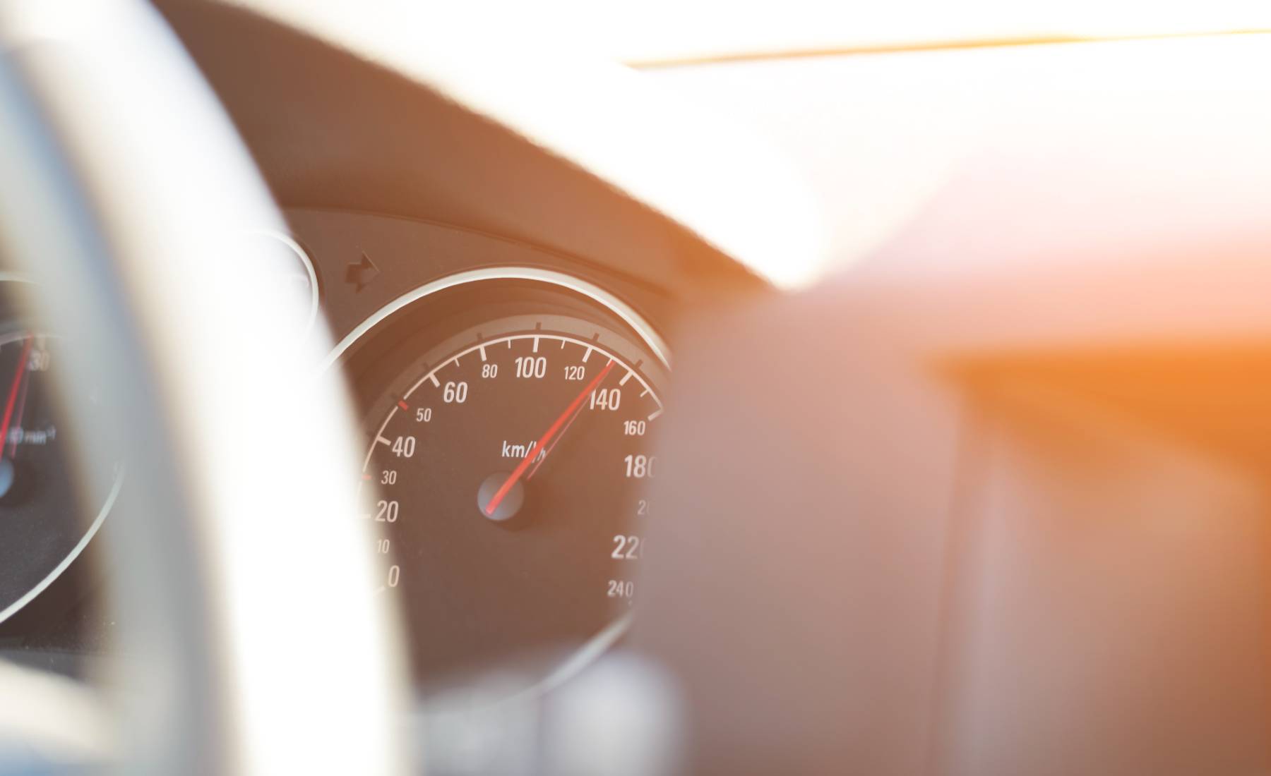 Un conductor recibe una multa de 121.000 euros por un exceso de 30 km/h