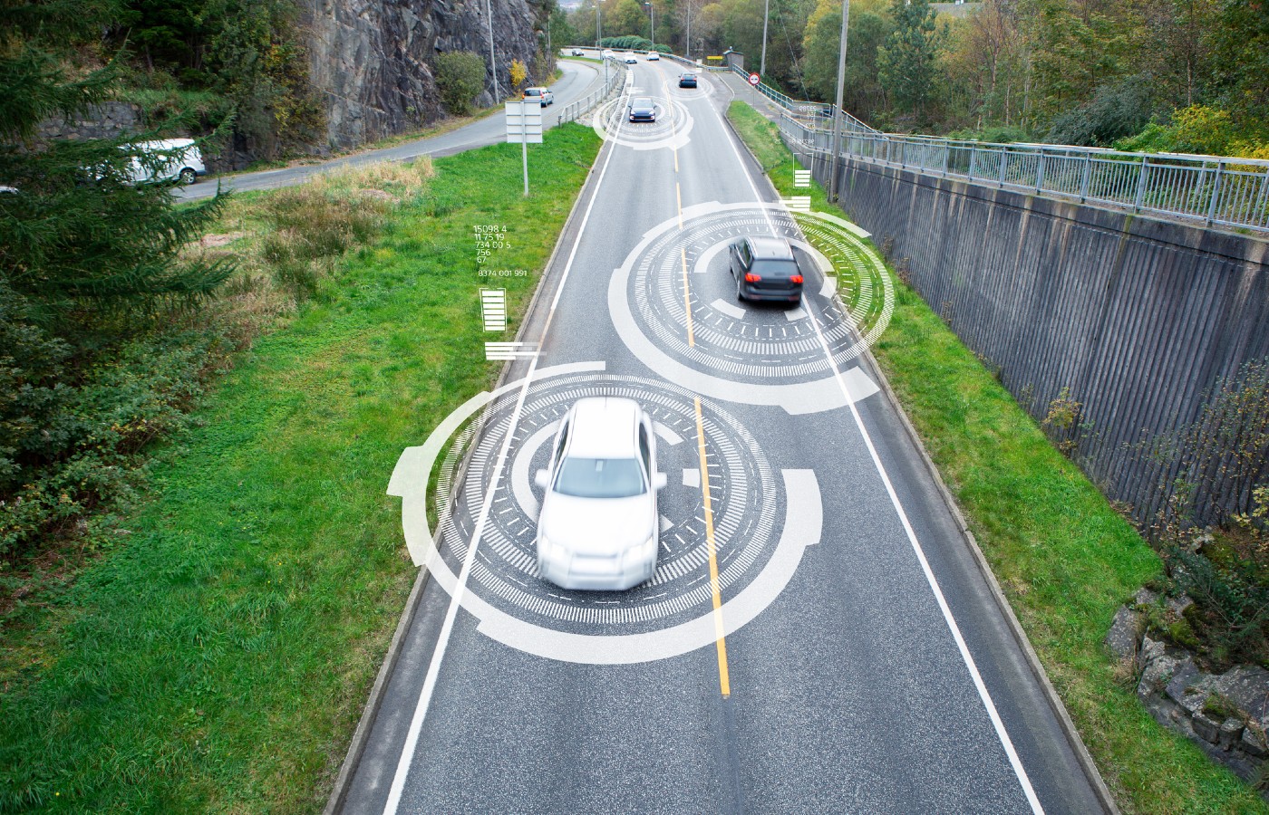 La DGT explica cómo funcionan las nuevas tecnologías obligatorias en los coches