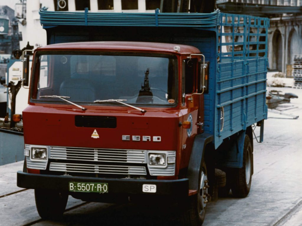 La historia de Ebro, la marca que fabricó el primer tractor español