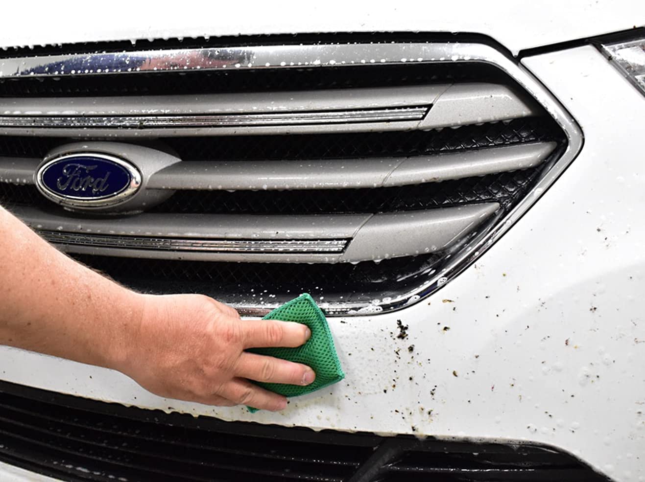 Cómo limpiar los mosquitos del coche - Quimsa ITW
