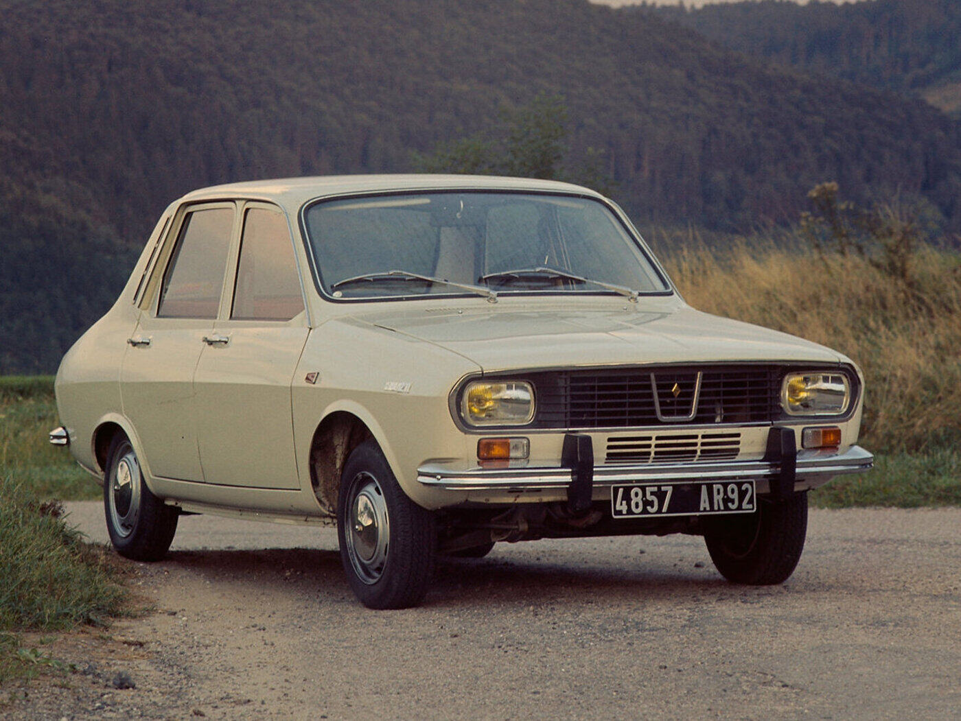 Renault 12, la berlina indestructible que conquistó el mundo 