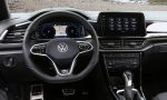 Volkswagen decide eliminar algunos controles táctiles de sus volantes