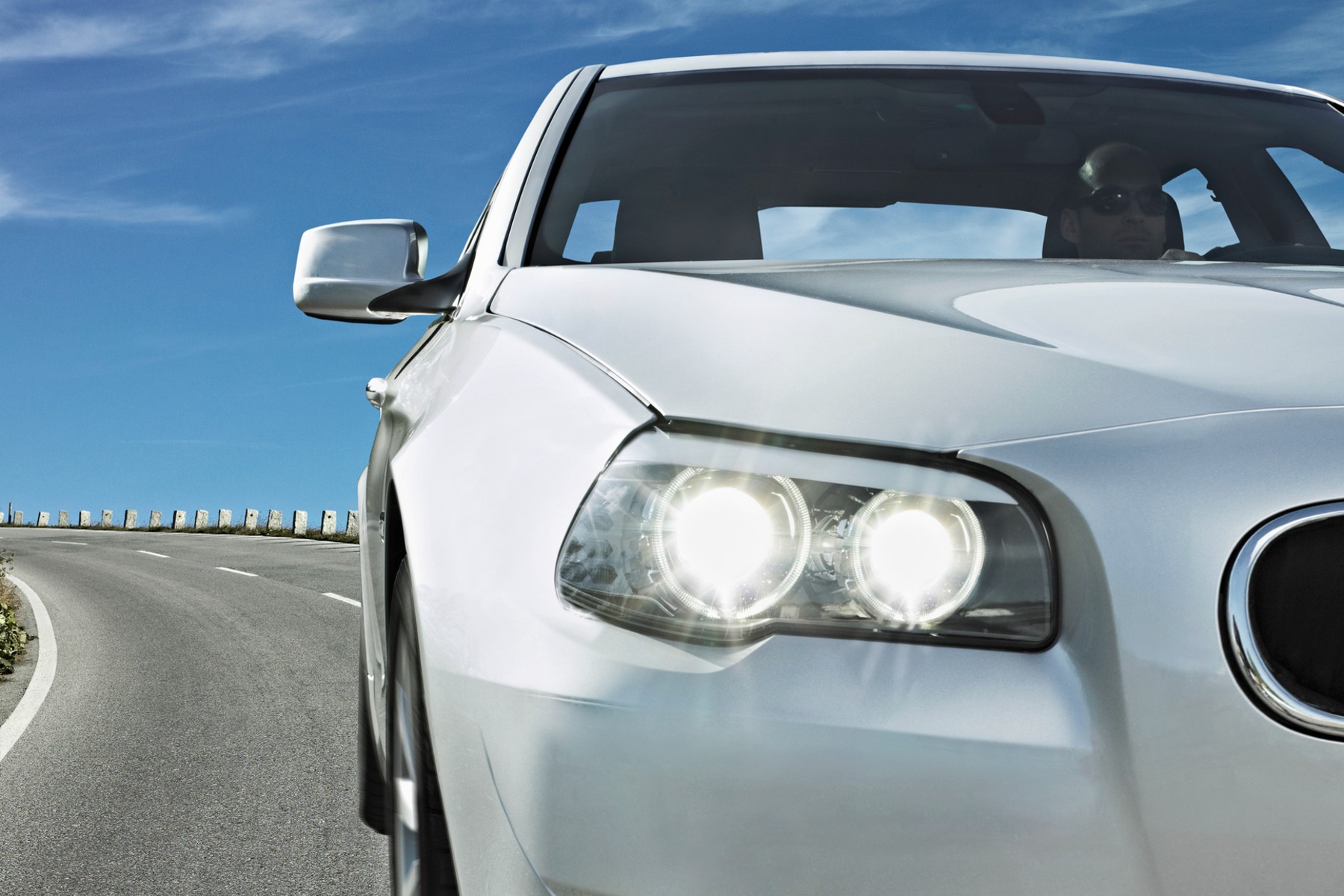 ¿De qué coche son estos faros?: un juego para los conductores más atentos