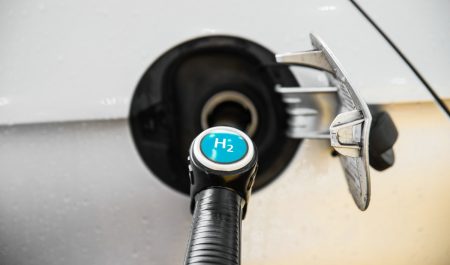 Bosch empieza a fabricar su sistema de propulsión para coches de hidrógeno