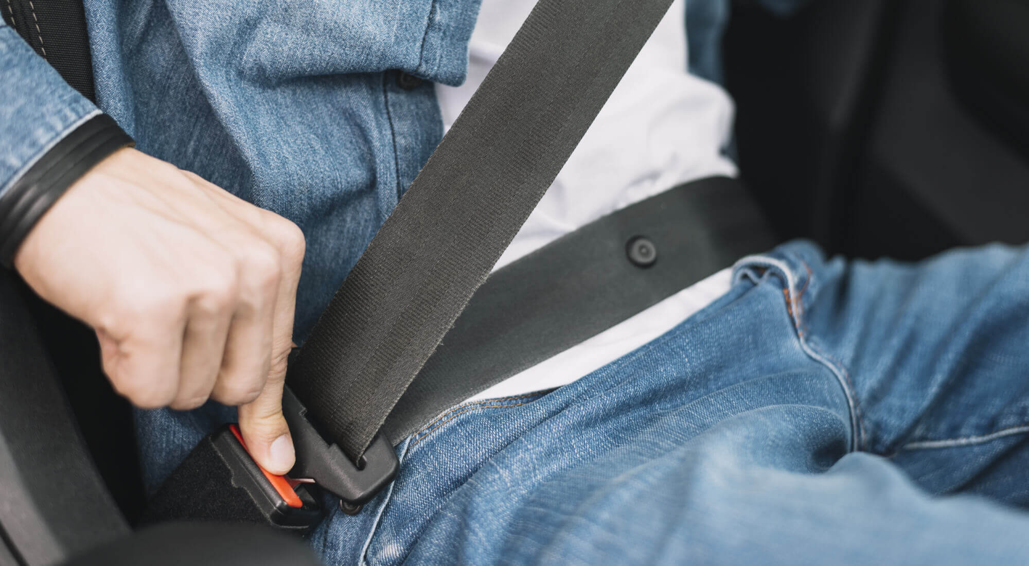 Cuál es la importancia de usar el cinturón de seguridad