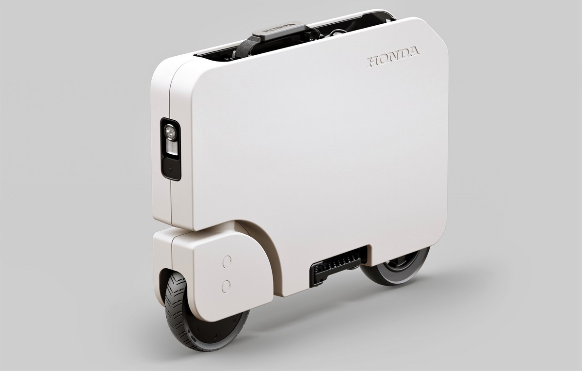 Honda Motocompacto: un escúter eléctrico que ocupa lo que una maleta de mano