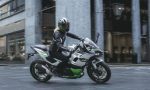 Kawasaki presenta la primera moto híbrida