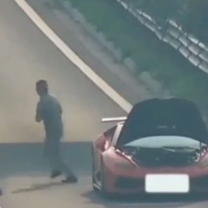 El increíble accidente de un Lamborghini: un SUV lo arrolla como si fuera invisible