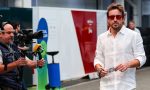 El llamativo mensaje que lanza Fernando Alonso después de estar conduciendo por Dubái