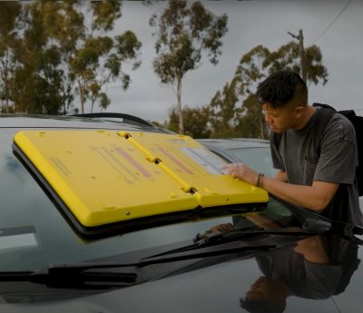 cepo amarillo plástico parabrisas