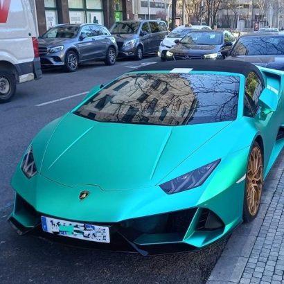 El Lamborghini Huracán más viral está aparcado en el centro de Madrid: nadie puede moverlo