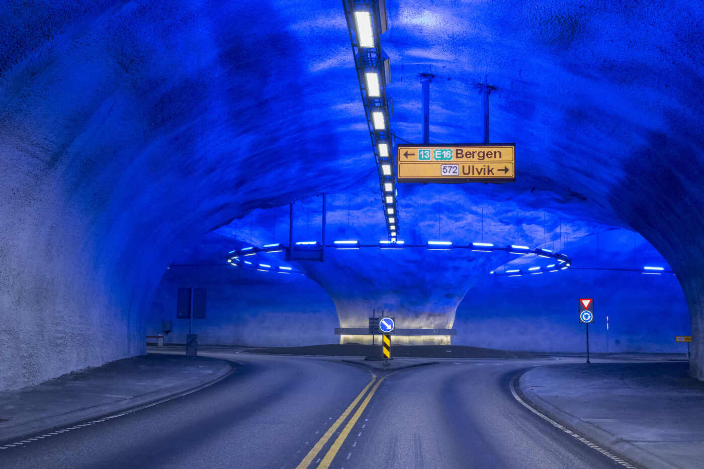 tunel laerdal noruega