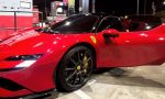 ¿A qué futbolista han pillado llenando el depósito de su Ferrari SF90 en una gasolinera ‘low cost’? 