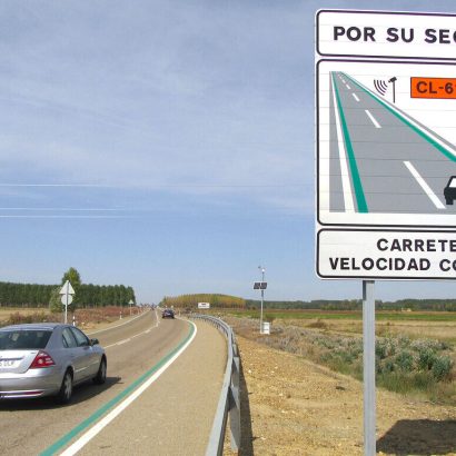 Las líneas verdes de la carretera que llaman la atención en el extranjero: ¿para qué sirven y qué significan?