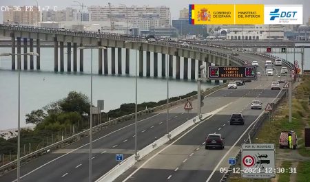 Se cuela en dirección contraria en la autovía como si nada: la Guardia Civil de Cádiz ya lo investiga