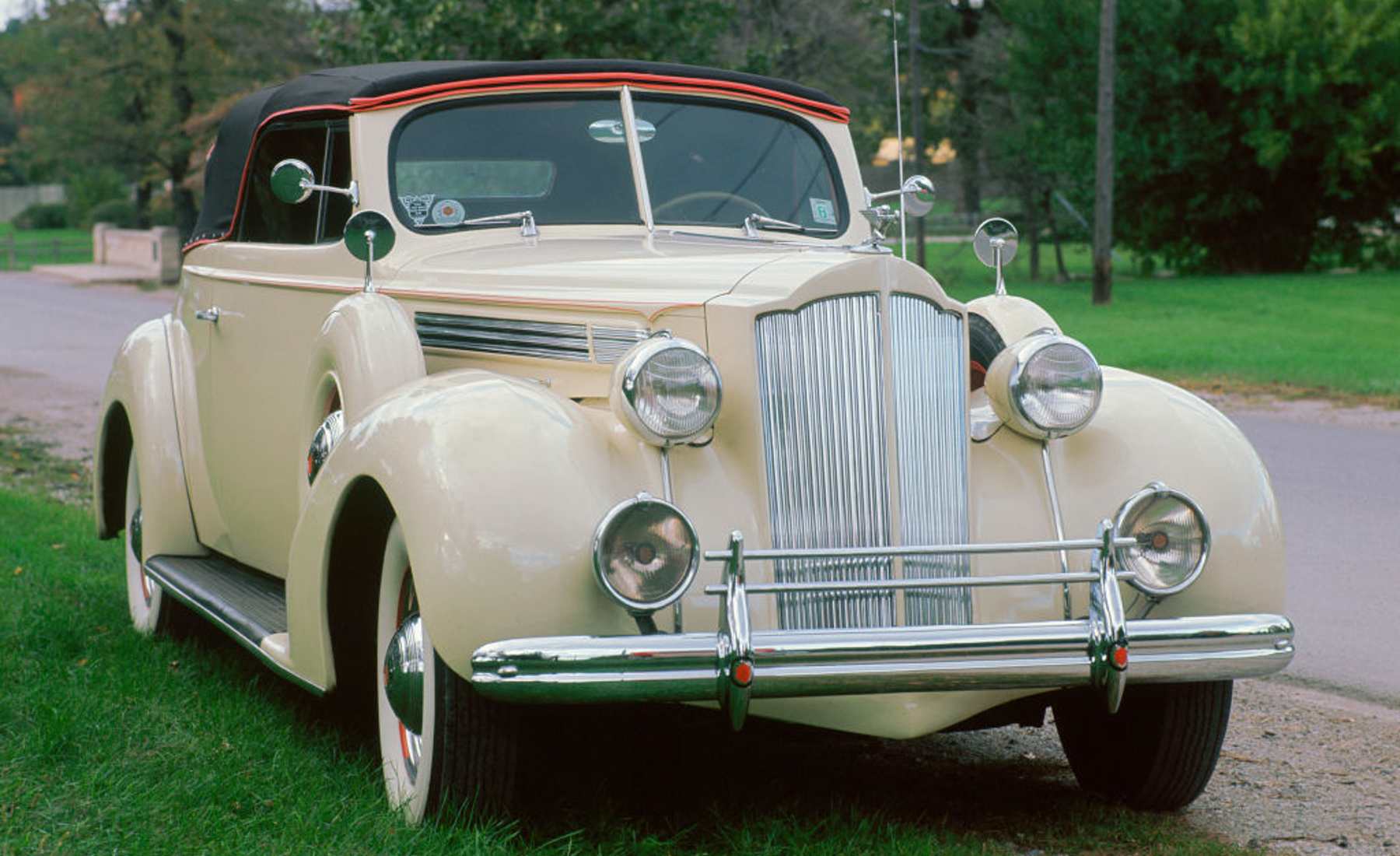 Packard 120 (1939)