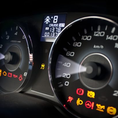 El GPS no indica la misma velocidad que el coche: ¿cuál es la correcta?