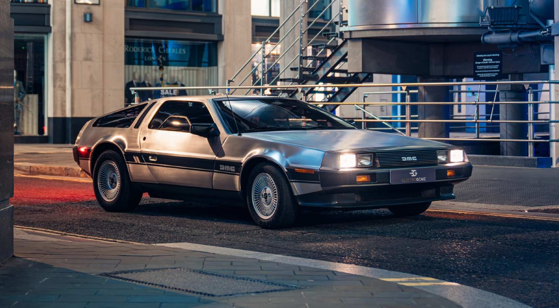 DeLorean DMC-12