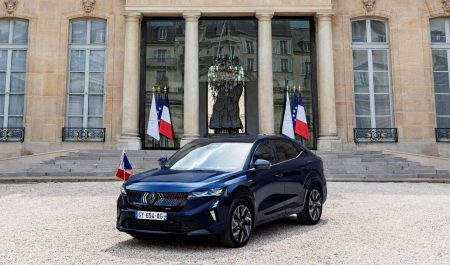 coche oficial Macron