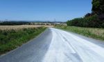 Algunas carreteras se vuelven blancas sólo en verano: esta es la curiosa razón