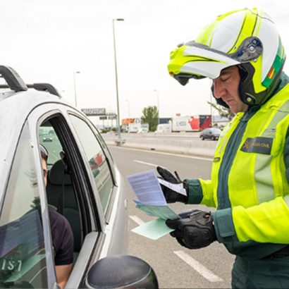 Si no llevas en el coche alguno de estos tres documentos obligatorios, cuidado, te expones a un problema muy grave