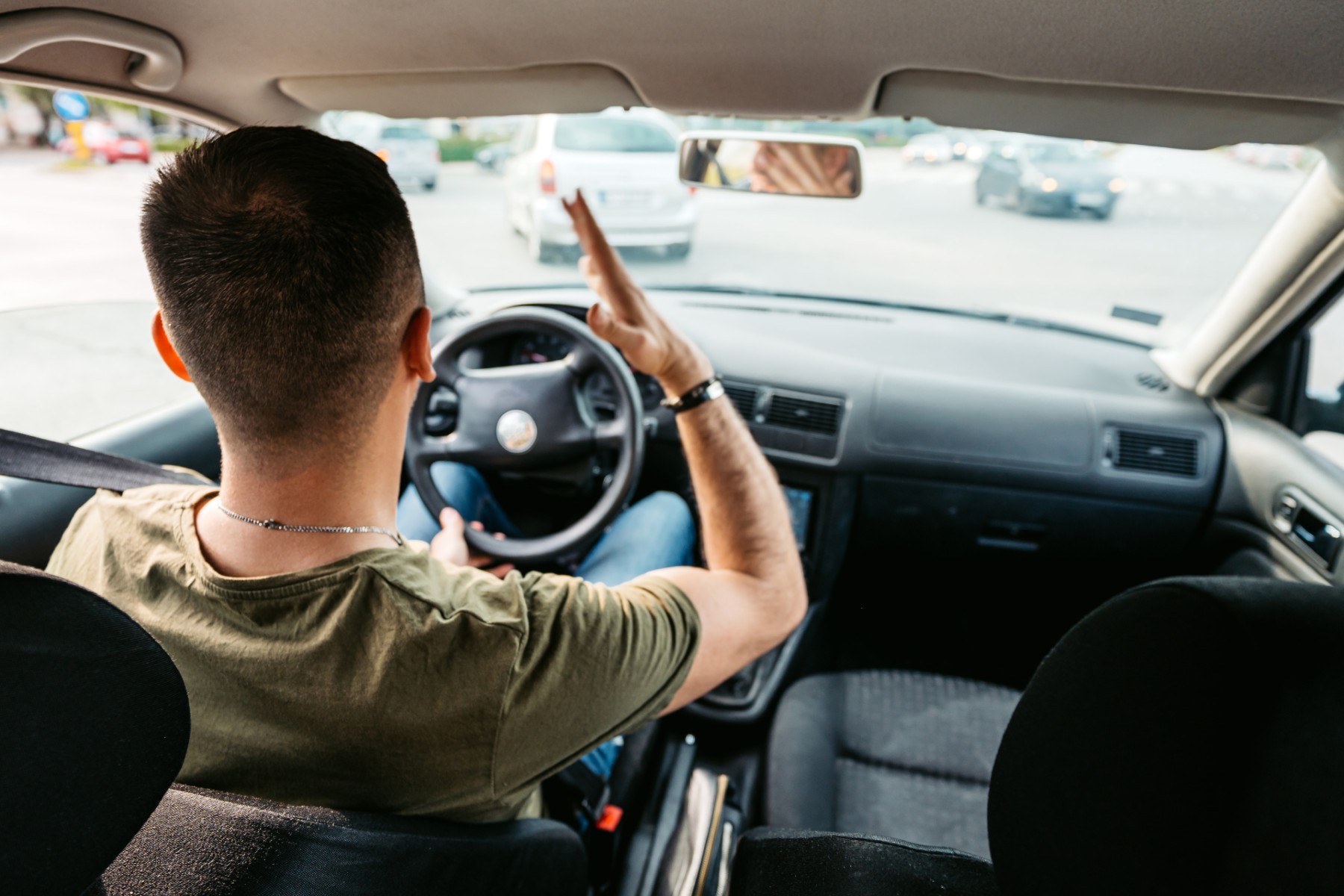 ¿Por qué te enfadas, conductor? Así responde el cerebro al volante