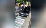 Un conductor ebrio empotra su BMW en el metro de Valencia: su explicación es delirante