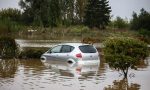 Cómo reconocer un coche dañado por una inundación y evitar futuros disgustos