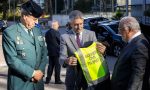 La DGT pone a la Guardia Civil como ejemplo para los motoristas: los agentes reciben sus primeros airbags electrónicos