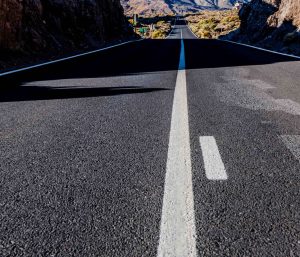 color líneas carretera