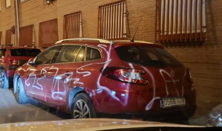 coche vandalizado Usera