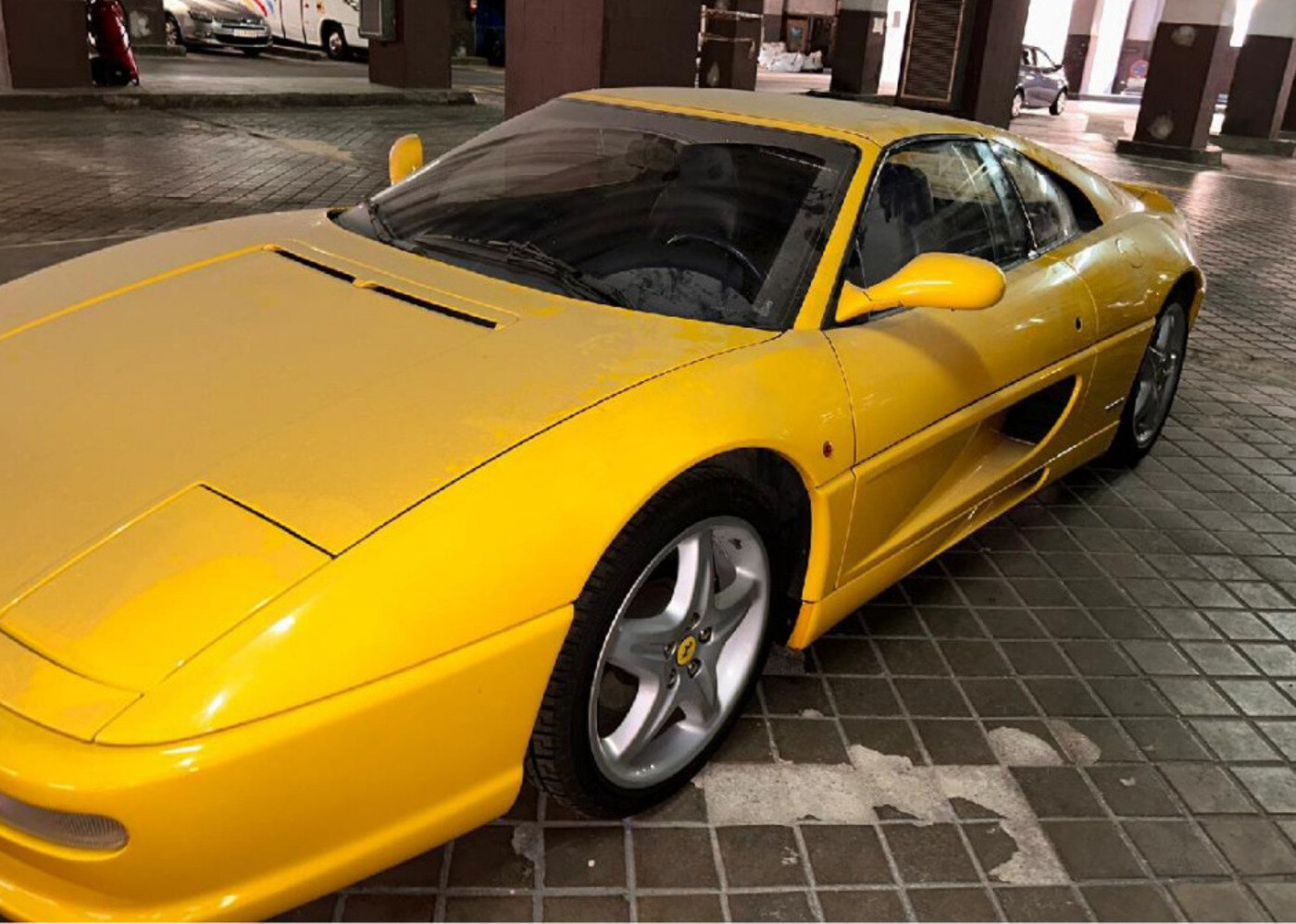 Ferrari subasta