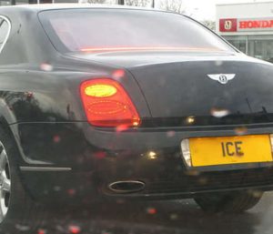 matrícula personalizable millonario